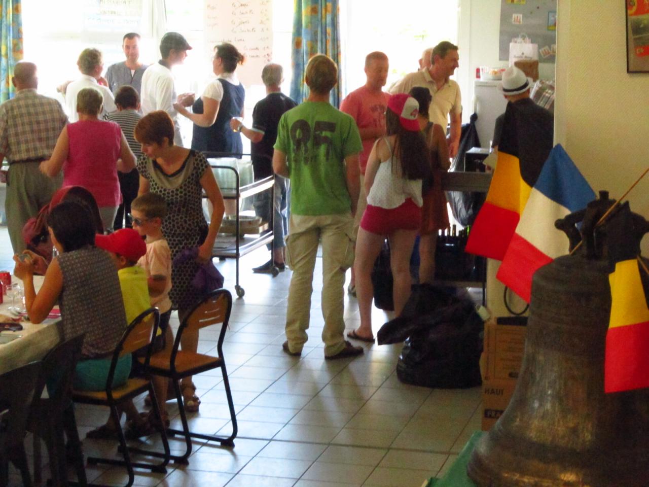 lundi au bar
